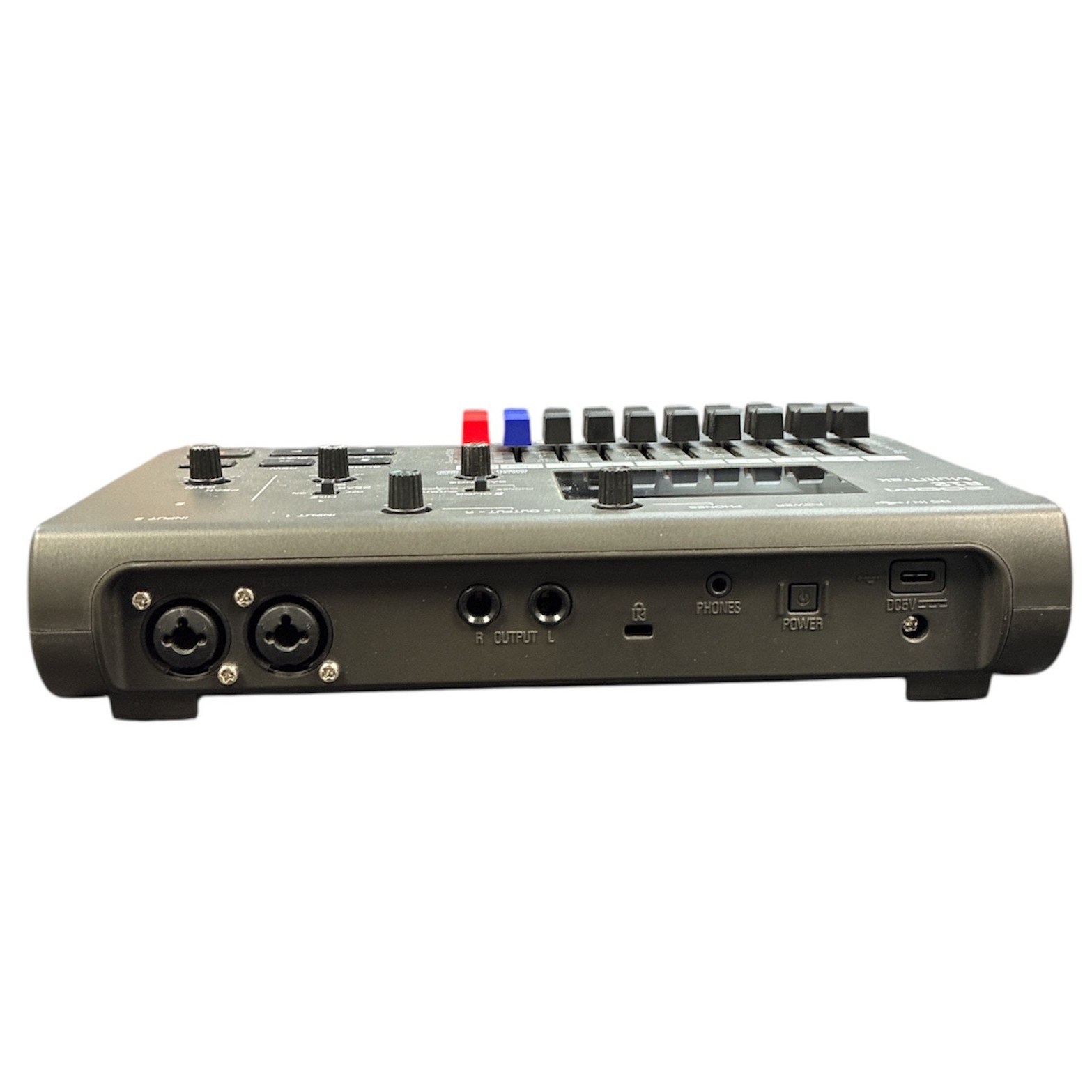 ZOOM R12 MULTITRAK 新品未使用!おまけあり! Pre-owned Zoom R12 MultiTrak - Own4Less